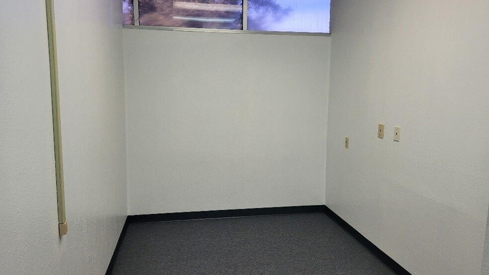 More Photos Of 2322 Butano Dr, Sacramento Medical For Lease