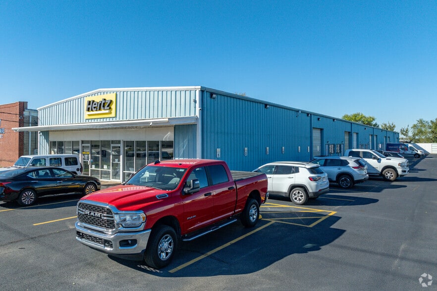 More Photos Of 1118 N Main St, Pearland Unknown For Lease