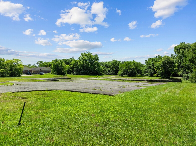 More Photos Of 215 N College St, Lebanon Land For Sale