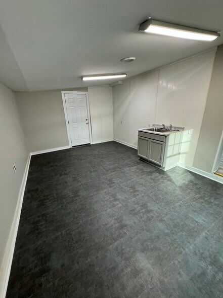 More Photos Of 7911 NC Highway 68 N, Stokesdale Storefront Retail Office For Lease