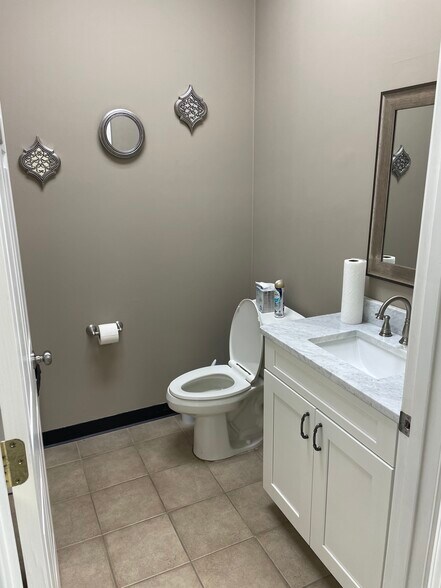 More Photos Of 4918 Main St, Spring Hill Storefront Retail Office For Sale