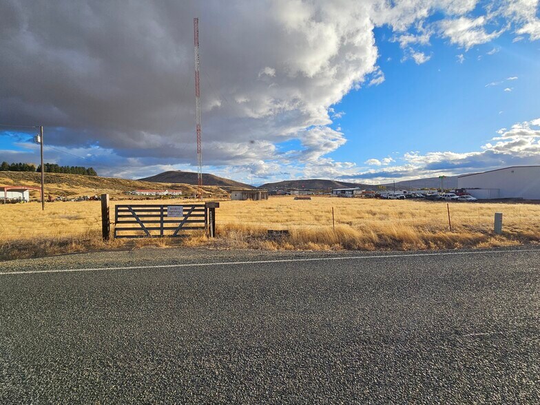 Primary Photo Of 41982 Best Frontage Rd, Baker City Land For Sale
