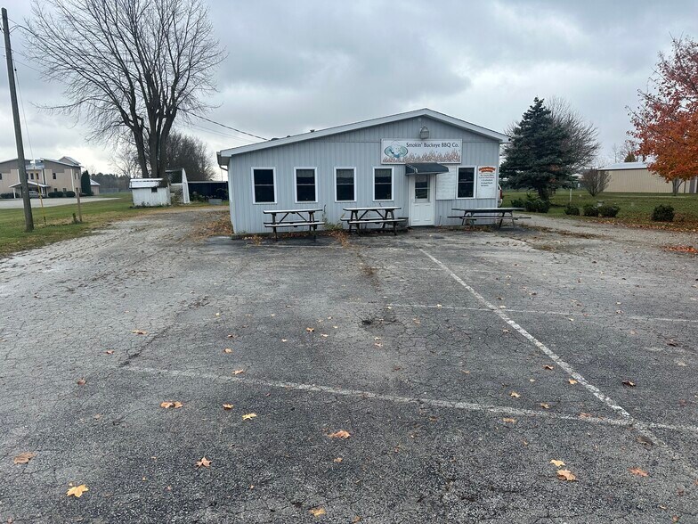 More Photos Of 811 W Findlay St, Carey Restaurant For Sale