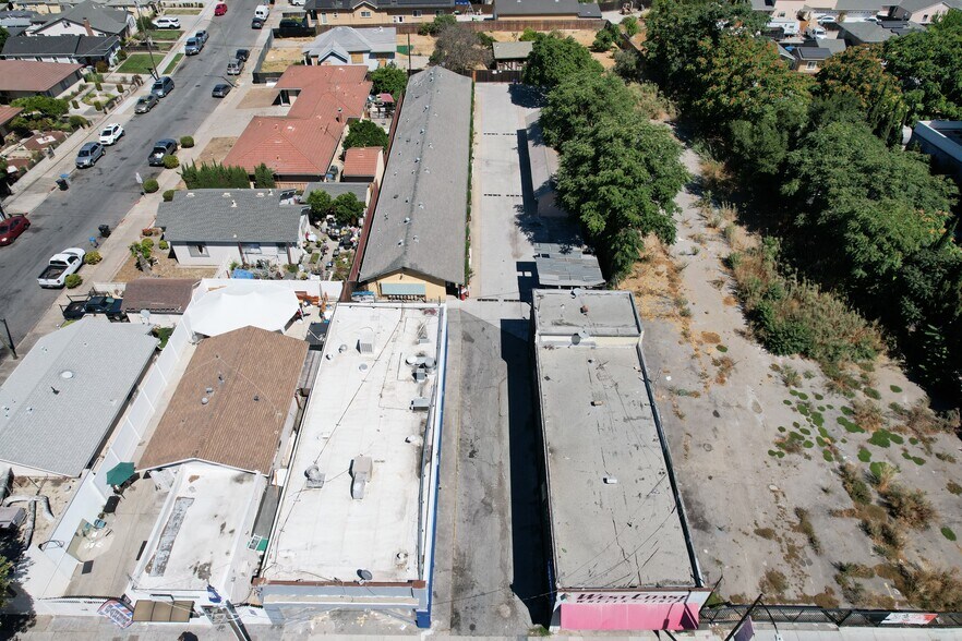 More Photos Of 1661 Alum Rock Ave, San Jose Apartments For Sale