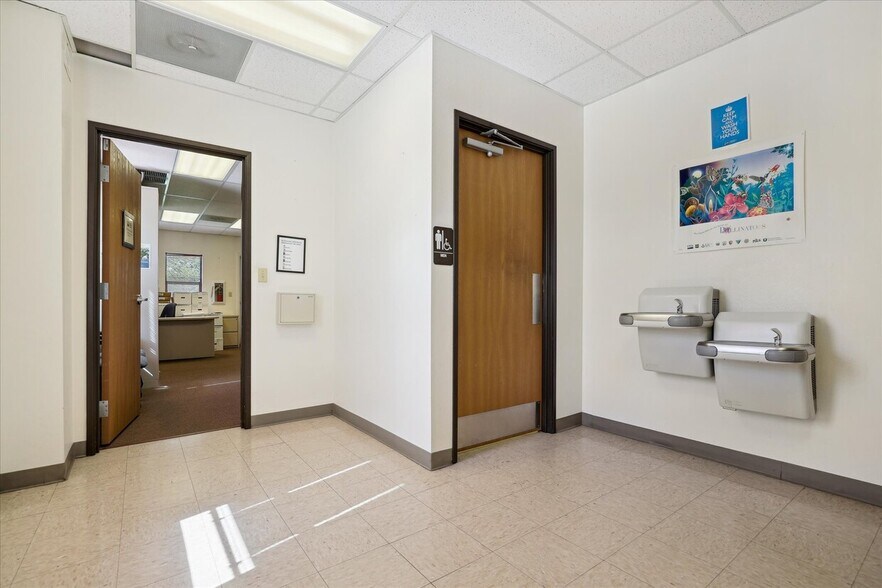 More Photos Of 628 W 5th St, Cortez Office For Sale