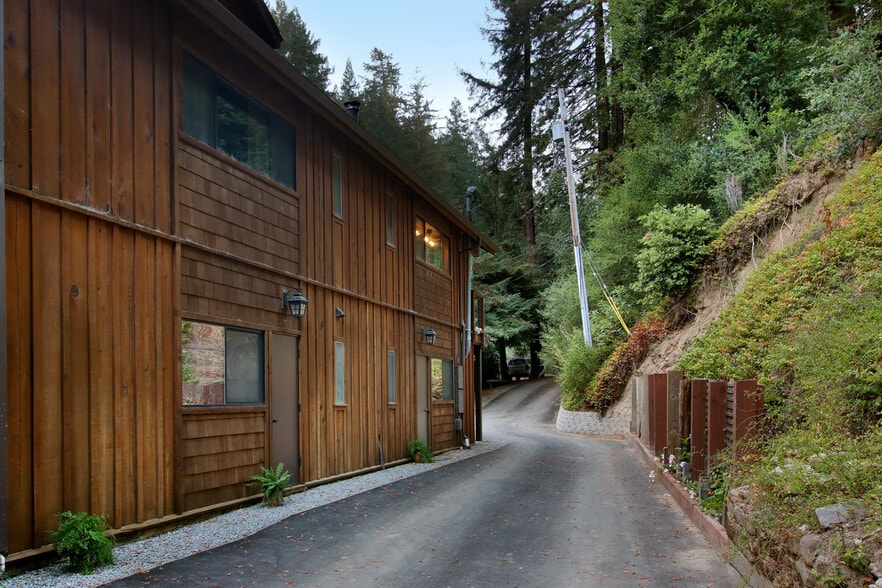 More Photos Of 16770 Redwood Lodge Rd, Los Gatos Lodge Meeting Hall For Sale