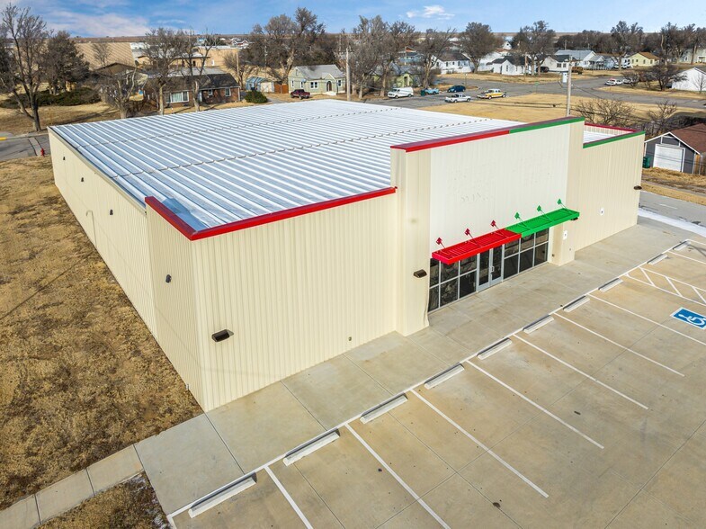 Primary Photo Of 312 W Carthage St, Meade Freestanding For Lease