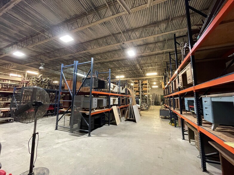 More Photos Of 4471 Michoud Blvd, New Orleans Distribution For Sale