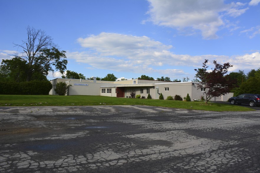 More Photos Of 63 Railroad Ave, Wallkill Warehouse For Sale