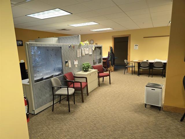 More Photos Of 105 Main St, Windsor Office For Sale