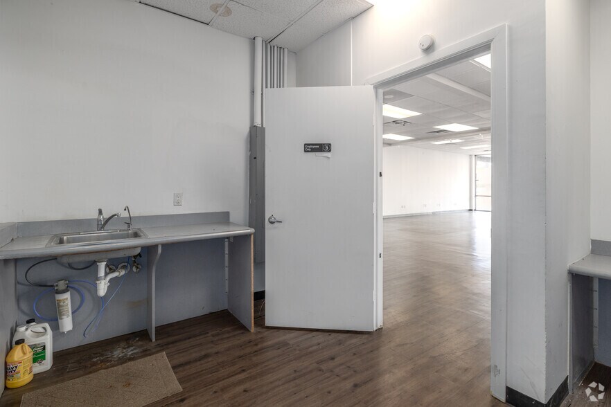 More Photos Of 3700-3780 NW Loop 410, San Antonio Unknown For Lease