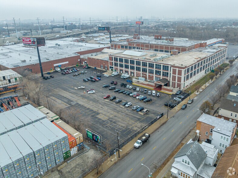 More Photos Of 2600 W 35th St, Chicago Warehouse For Lease