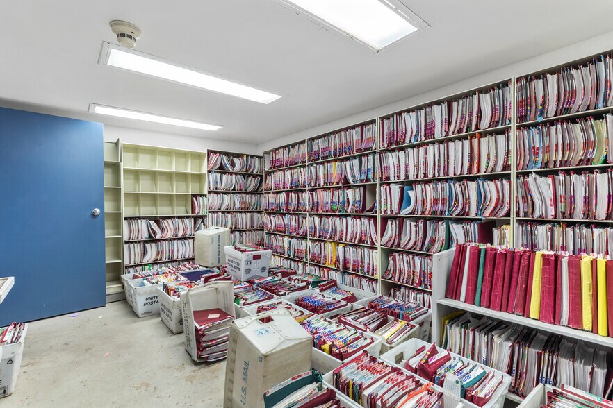 More Photos Of 297 16th Ave, Newark Land For Sale