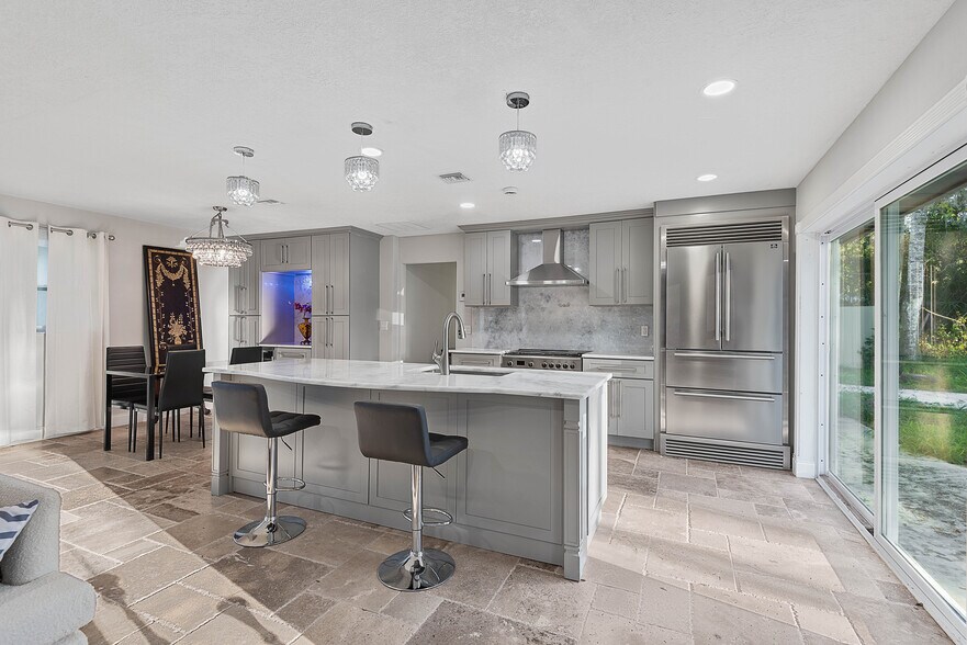 More Photos Of 5062 N Ocean Shore Blvd, Palm Coast Restaurant For Sale