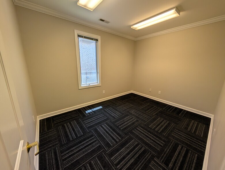 More Photos Of 1220 SE Maynard Rd, Cary Coworking Space