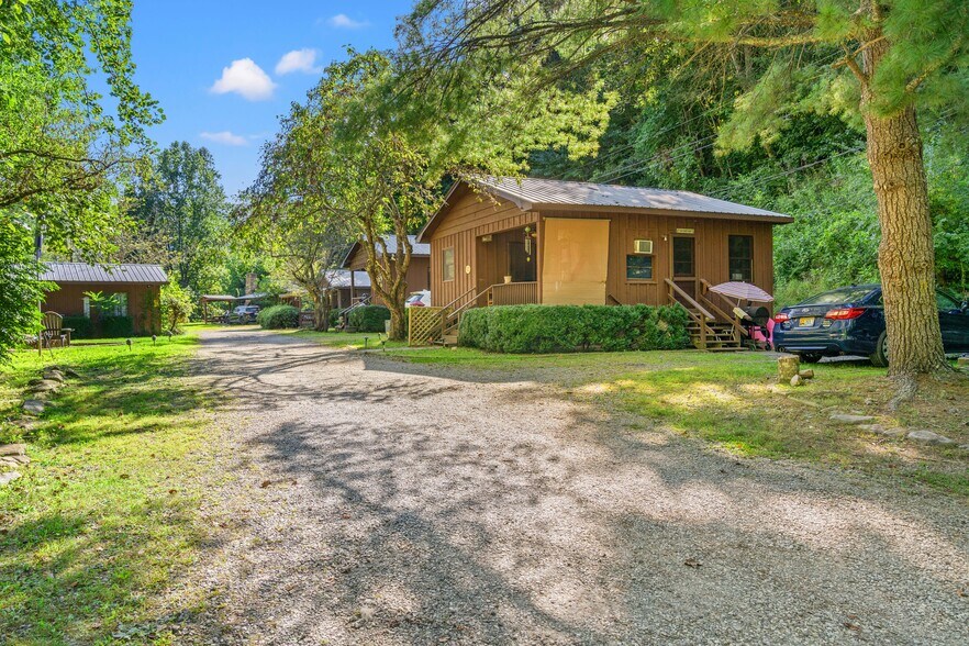 More Photos Of 68 Vacation Dr, Whittier Apartments For Sale