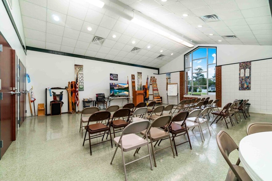 More Photos Of 206 Miller Blvd, Havelock Religious Facility For Sale