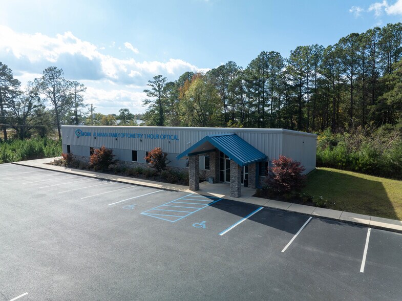 More Photos Of 1900 Golden Springs Rd, Anniston Lodge Meeting Hall For Sale