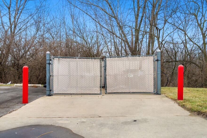 More Photos Of 4480 Alum Creek Dr, Columbus General Retail For Sale