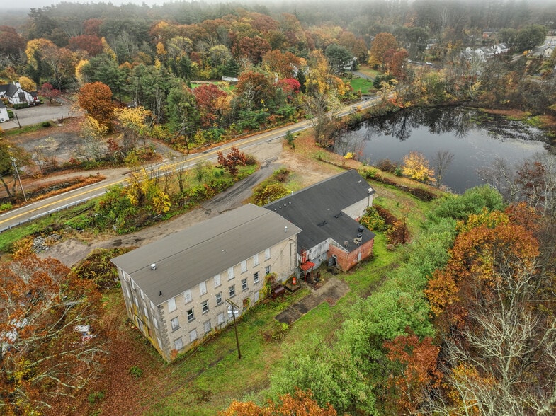 More Photos Of 45 Old Flat River, Coventry Manufacturing For Sale