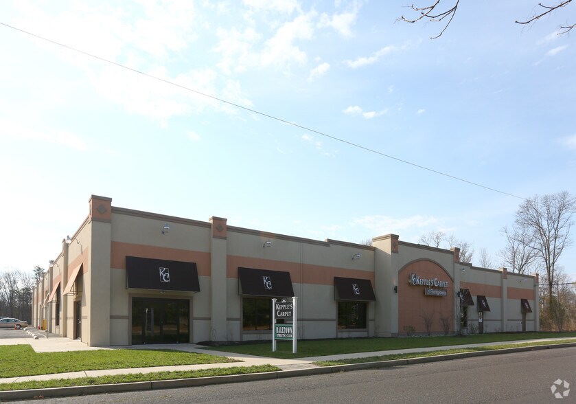 Primary Photo Of 110 Cushman Ave, West Berlin Showroom For Lease