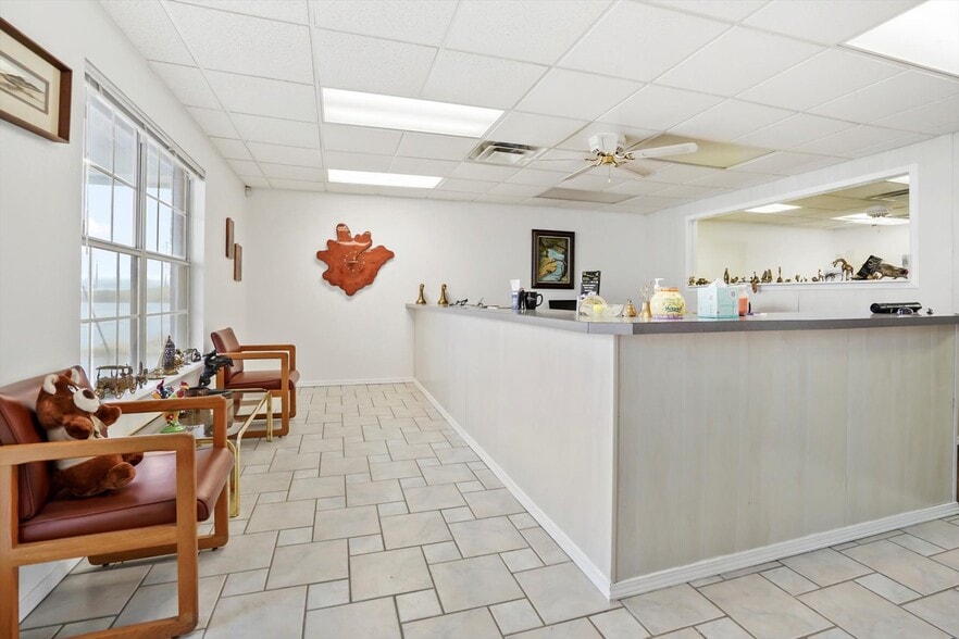 More Photos Of 9040 S Highway 51, Broken Arrow Office For Lease