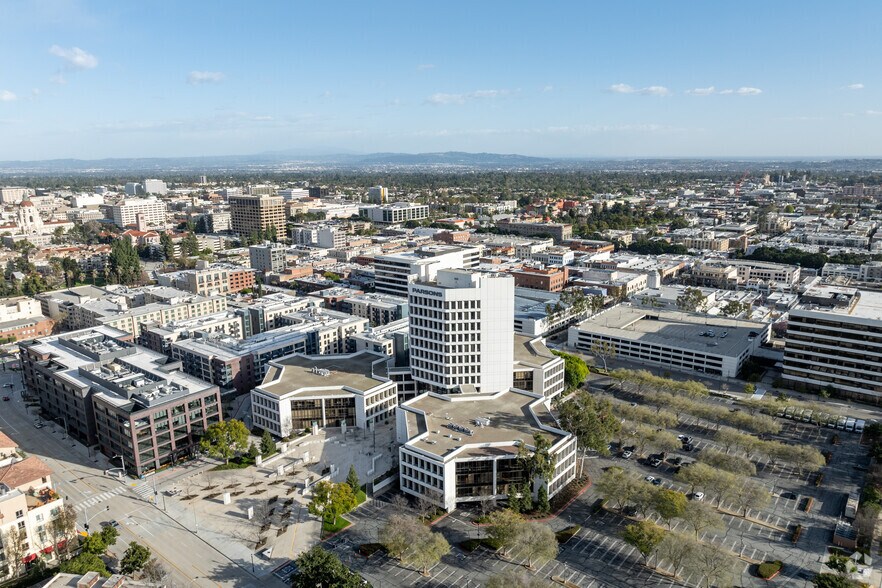 More Photos Of 100 W Walnut St, Pasadena Office For Lease