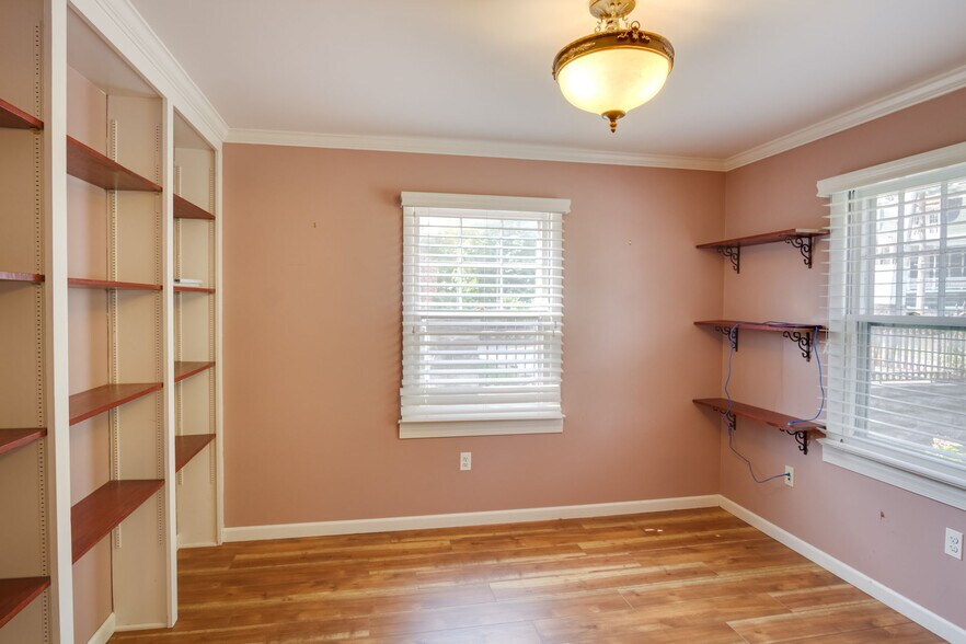 More Photos Of 59 Franklin St, Morristown Medical For Sale