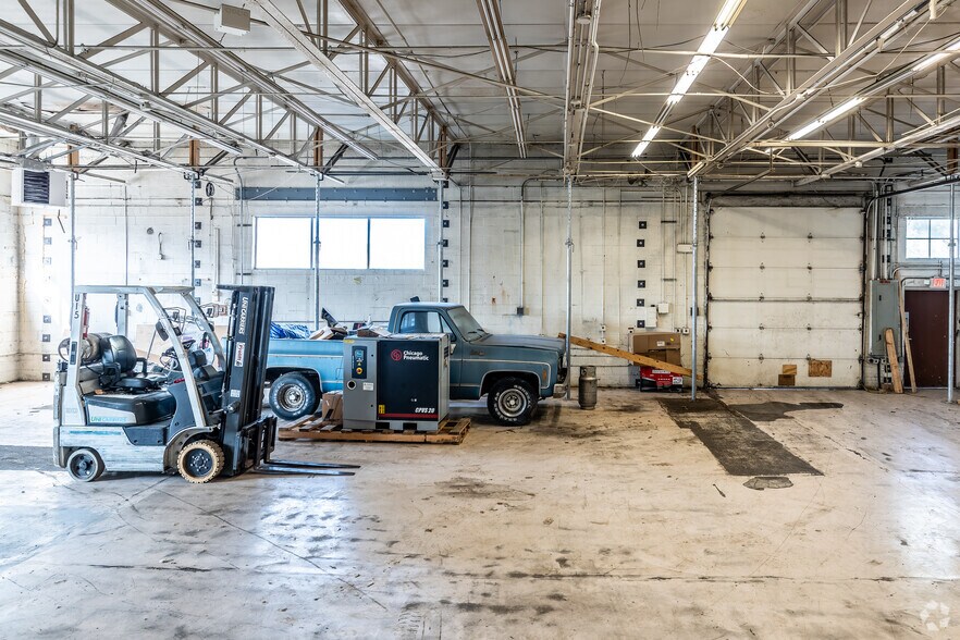 More Photos Of 25-45 Rutter St, Rochester Warehouse For Sale