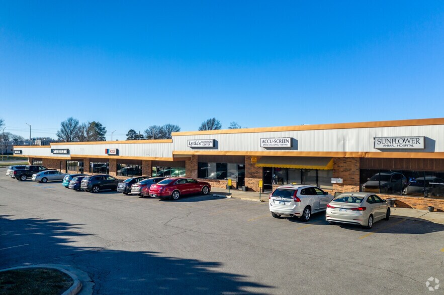 More Photos Of 12674-12710 Shawnee Mission Pky, Shawnee Unknown For Lease