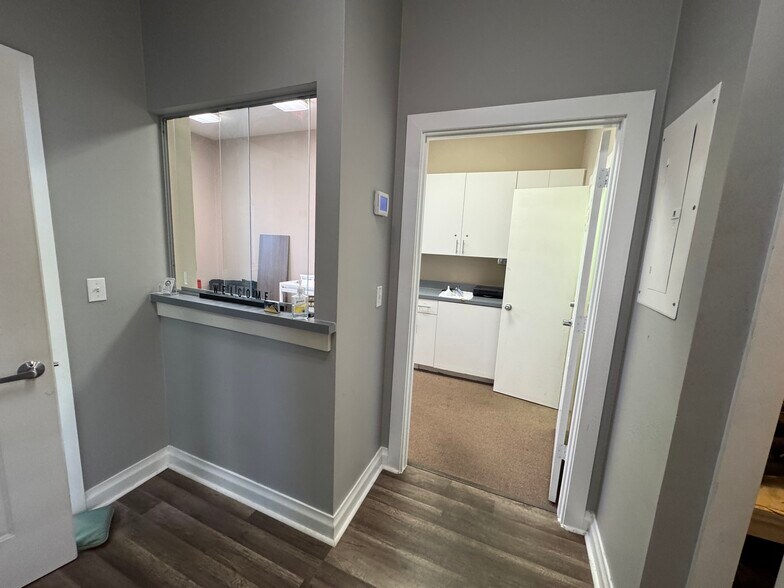 More Photos Of 835 7th St, Clermont Medical For Lease