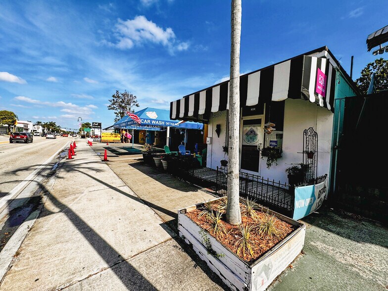 More Photos Of 824 N Dixie Hwy, Lake Worth Carwash For Sale