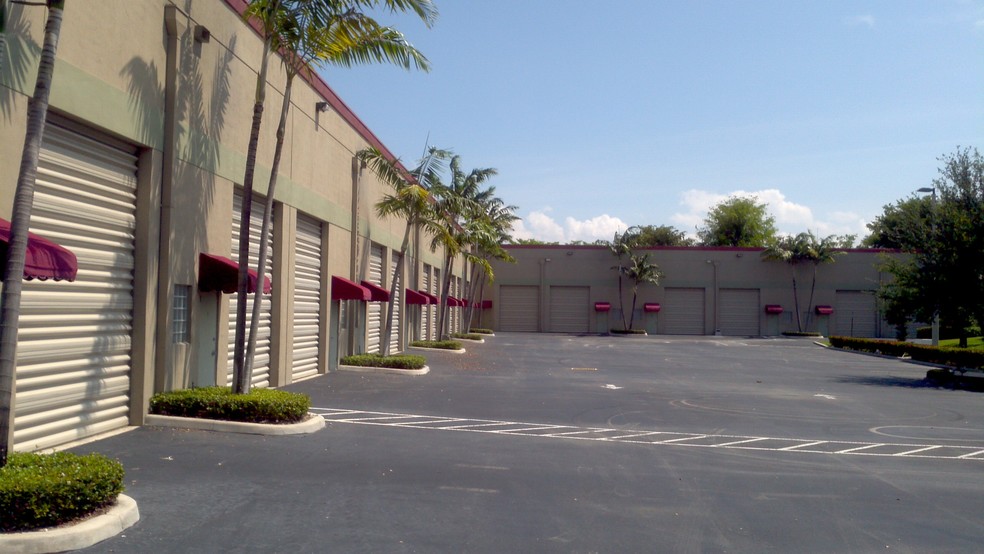 Primary Photo Of 708 Spangler Blvd, Fort Lauderdale Warehouse For Sale