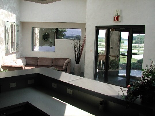 More Photos Of 6250 S Belmont Ave, Indianapolis Office For Sale