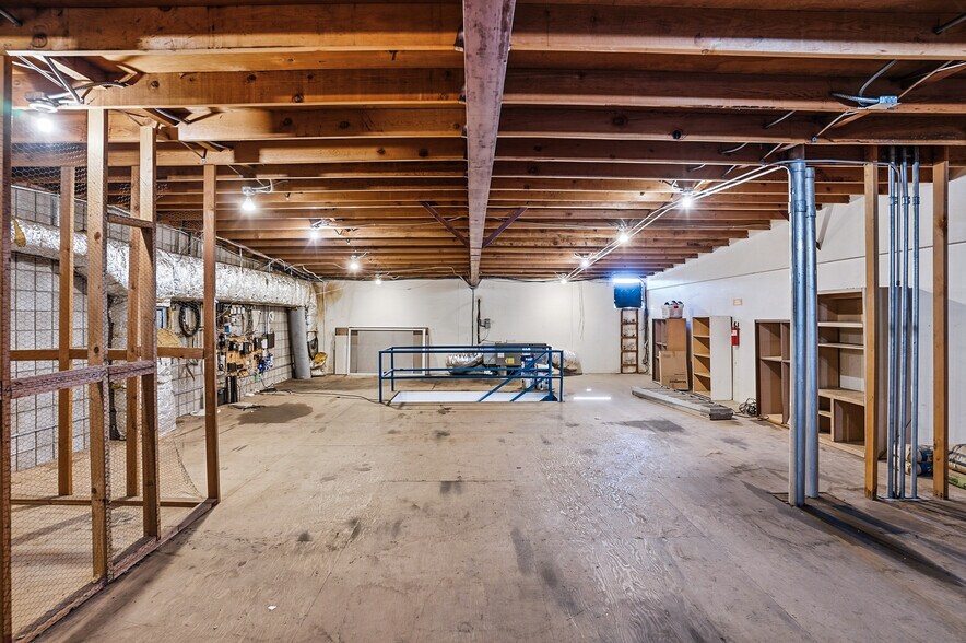 More Photos Of 3630 E Florida Ave, Hemet Auto Dealership For Sale