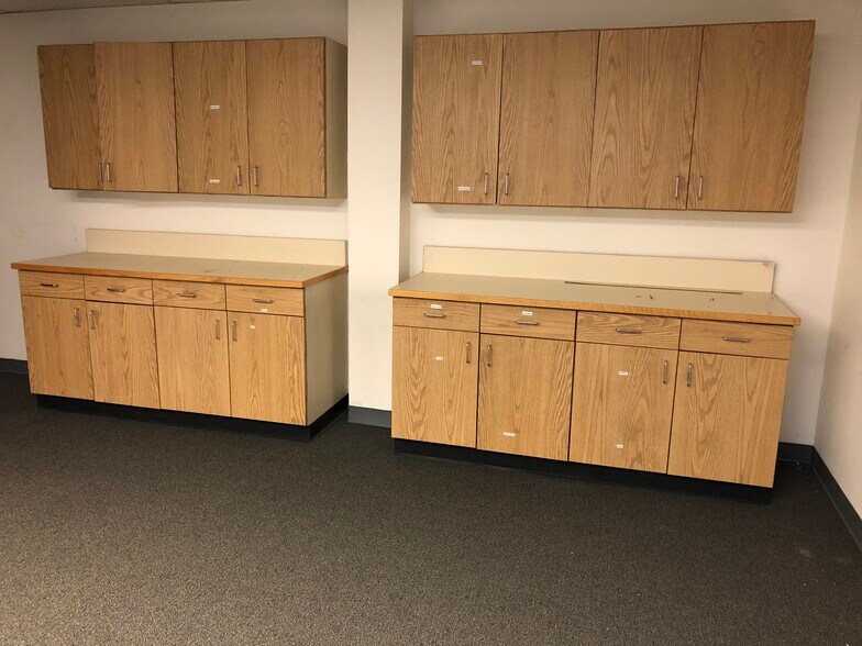 More Photos Of 615 Franklin Tpke, Ridgewood Medical For Sale