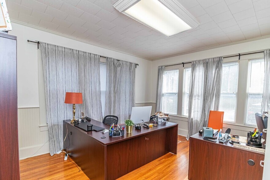 More Photos Of 1206 E Ash St, Goldsboro Loft Creative Space For Lease