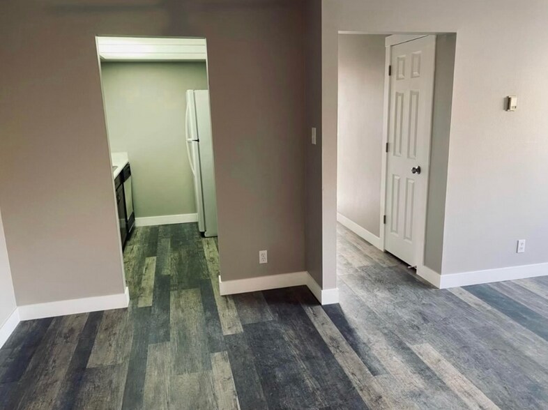 More Photos Of 2401 Grandview Pl, Casper Apartments For Sale