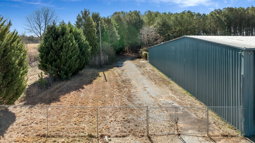 More Photos Of 397 Battlecreek Rd, Long Creek Warehouse For Sale