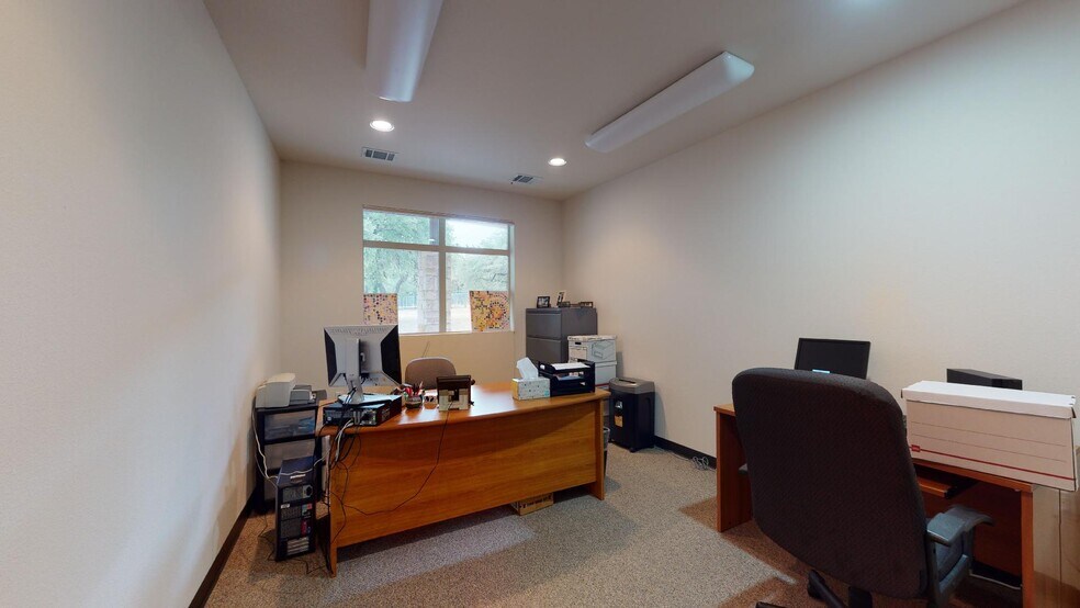 More Photos Of 7910 Cameron Rd, Austin Office For Sale