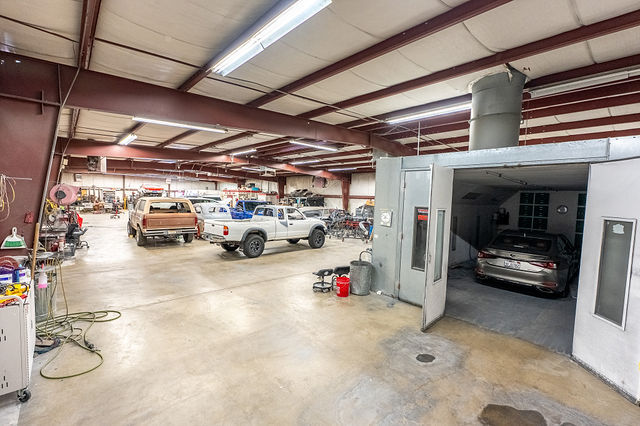 More Photos Of 491 Menlo Ave, Hemet Warehouse For Sale
