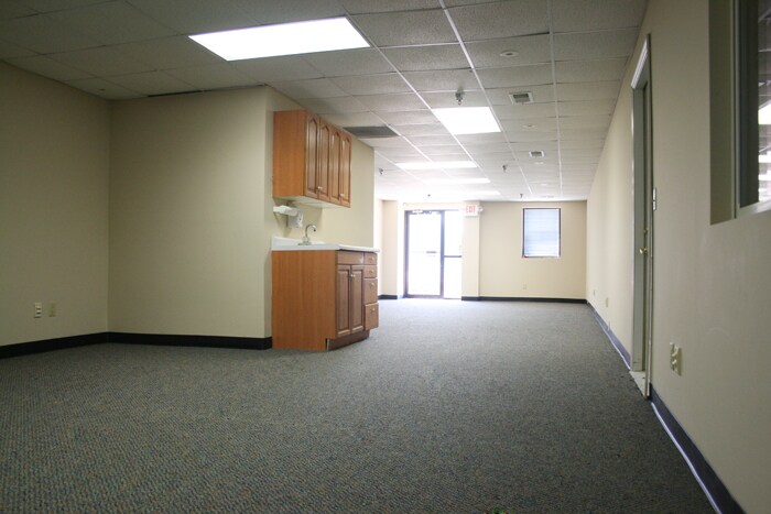 More Photos Of 5600 N 58th Ct, Lincoln Warehouse For Lease