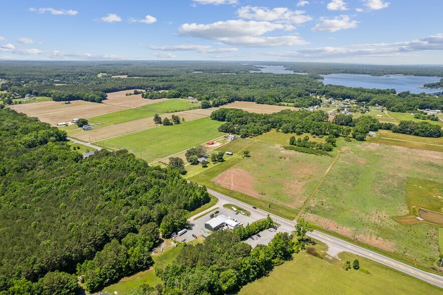 More Photos Of 1856 Buckley Hall Rd, Cobbs Creek Warehouse For Sale