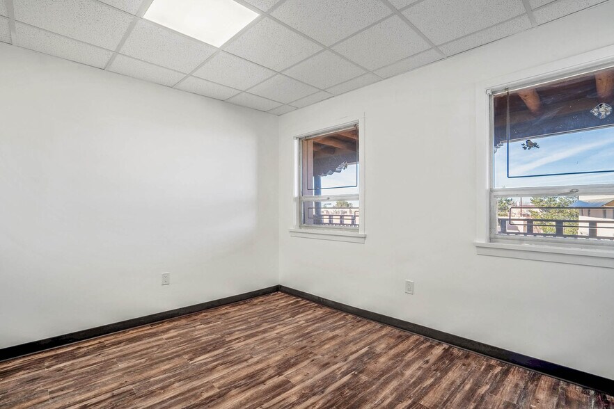 More Photos Of 1405 Luisa St, Santa Fe Office For Lease