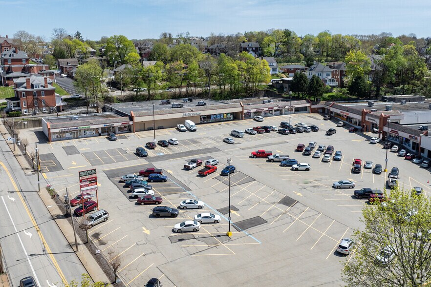 More Photos Of 400 E Pittsburgh St, Greensburg Drugstore For Lease