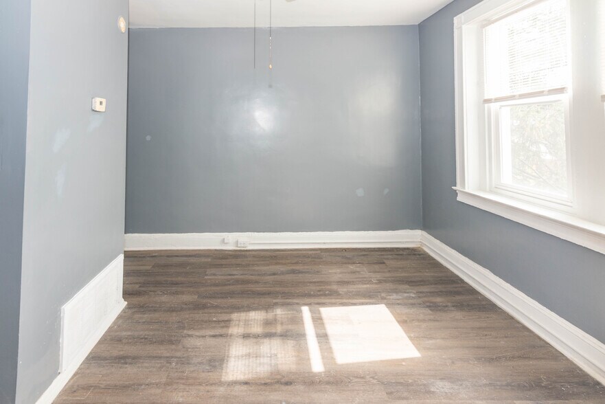More Photos Of 3210-3212 Walbrook Ave, Baltimore Apartments For Sale