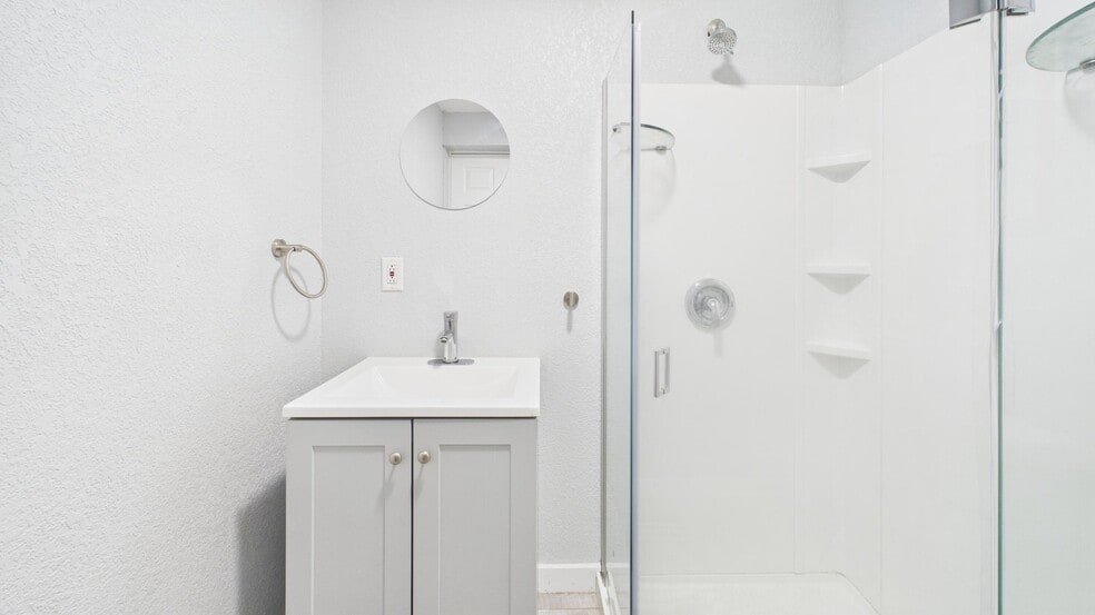 More Photos Of 2123 15th St, Lubbock Apartments For Sale