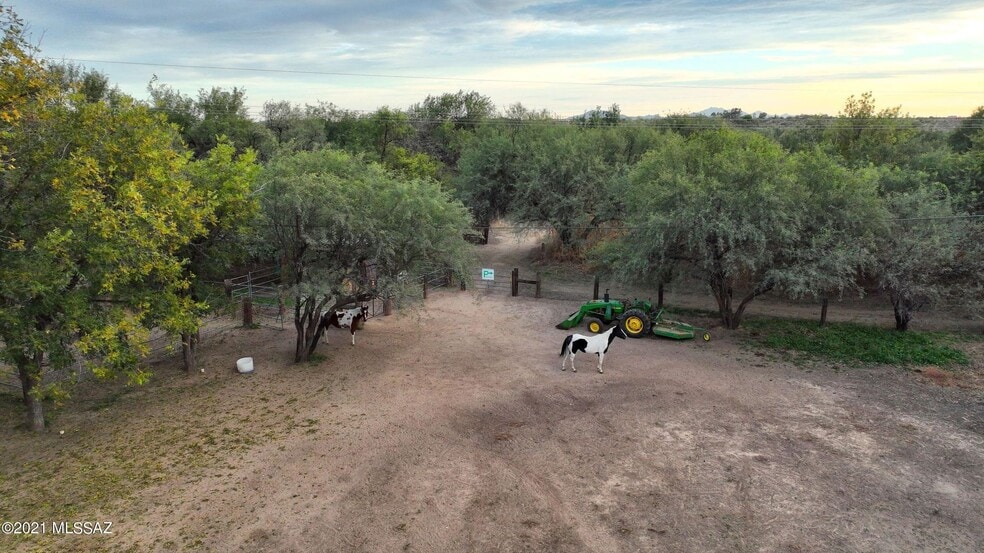 More Photos Of 14545 E Rincon Creek Ranch Rd, Tucson Hotel For Sale