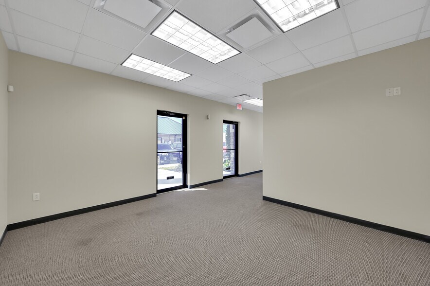 More Photos Of 1125 Cypress Station Dr, Houston Medical For Sale