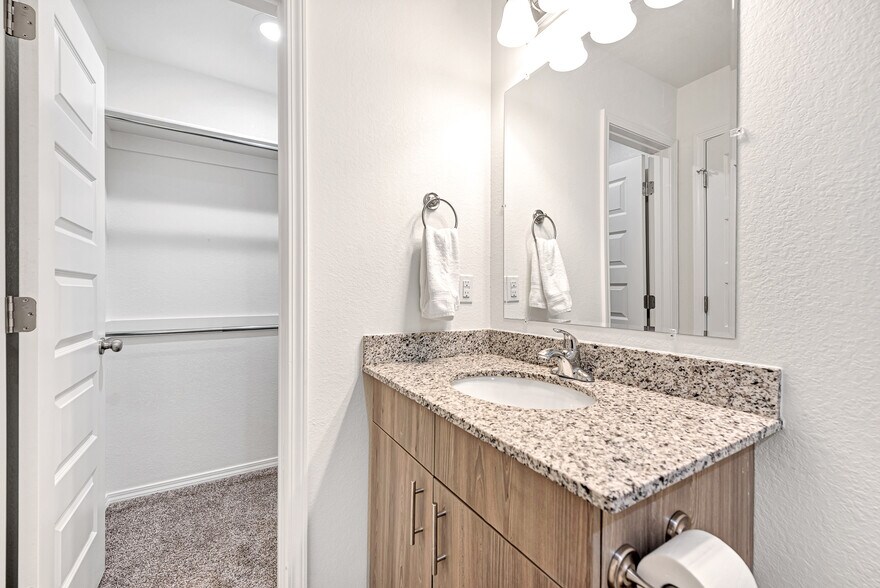 More Photos Of 1512 S Razorback Rd, Fayetteville Apartments For Sale
